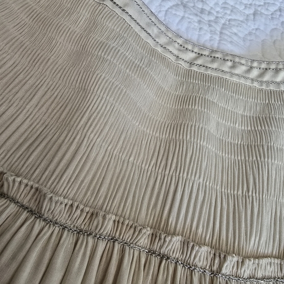 Burberry Pleated Silk Blend Tiered Skirt - Cream - Picture 12 of 14